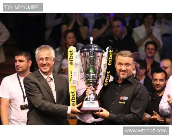 马丁内斯的传奇之路：从默默无闻到世界足球的璀璨明星